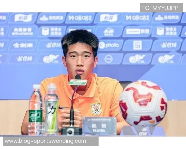 彭啸在泰山逐渐崭露头角下赛季有望争夺中超最佳青年球员荣誉